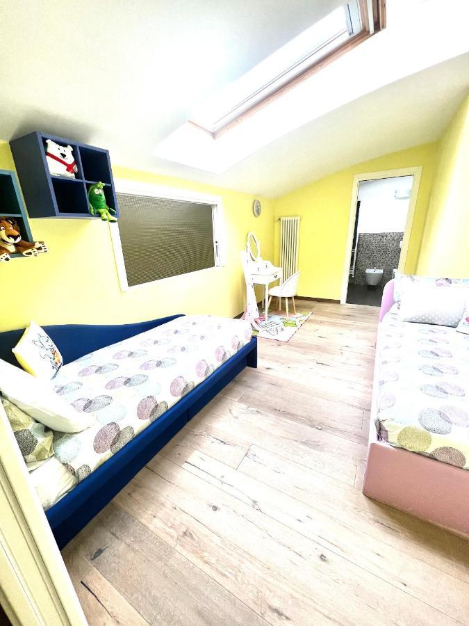 Attico Darsena Nuova Apartment Ravenna Bagian luar foto